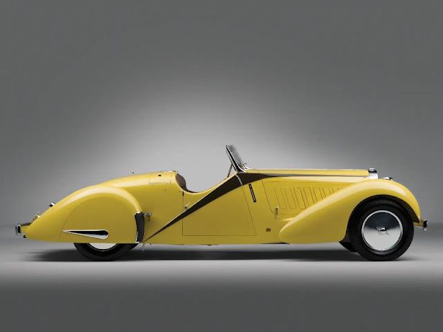 Beautiful Photos of the 1935 Bugatti Type 57 ‘Grand Raid’ Roadster