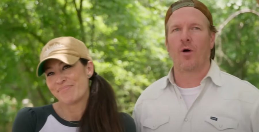 ‘Fixer Upper’ Chip & Joanna Gaines Have Scary Incident With Bear