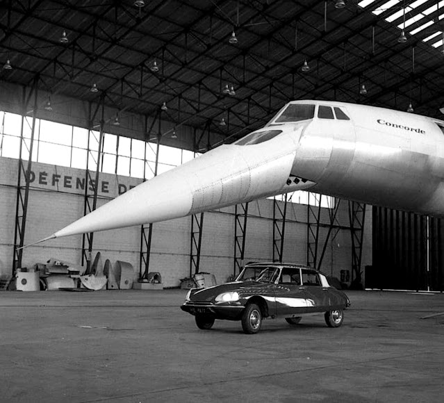 Iconic Photos of Concorde and a Citroën DS Taken at Le Bourget Airport in 1969