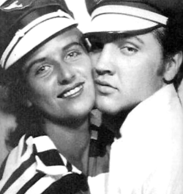 20 Rare Photographs of Elvis Presley With His Girl Friend June Juanico in the Mid-1950s