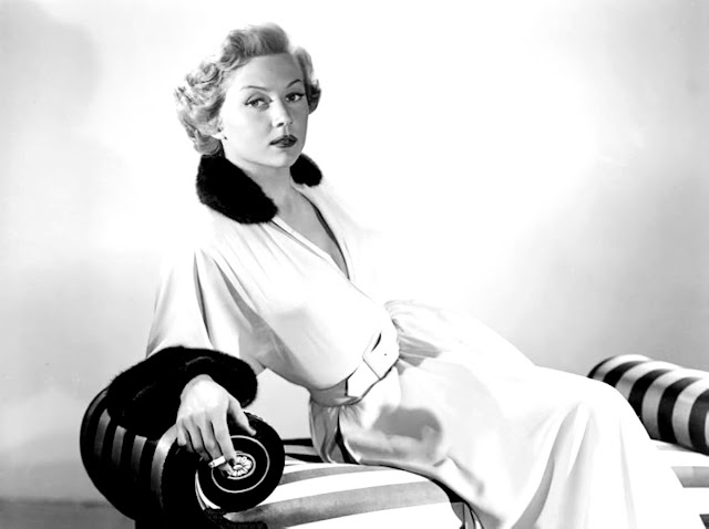 50 Gorgeous Photos of Gloria Grahame in the 1950s