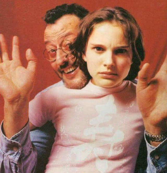 Funny Behind the Scenes Photos of Jean Reno and Natalie Portman During the Filming of “Léon: The Professional” (1994)