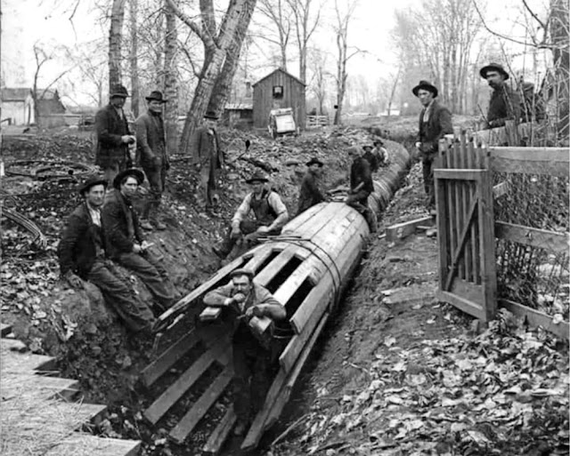 Historical Photos of Wooden Water Pipelines From the Late 19th and Early 20th Centuries